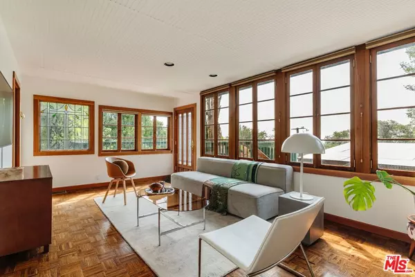 Sierra Madre, CA 91024,221 Vista Circle DR