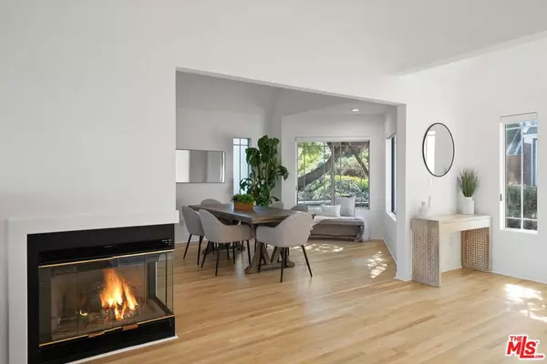 Studio City, CA 91604,11543 Sunshine TER