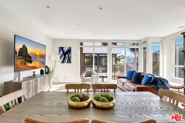 Los Angeles, CA 90046,1414 1/2 N Stanley AVE