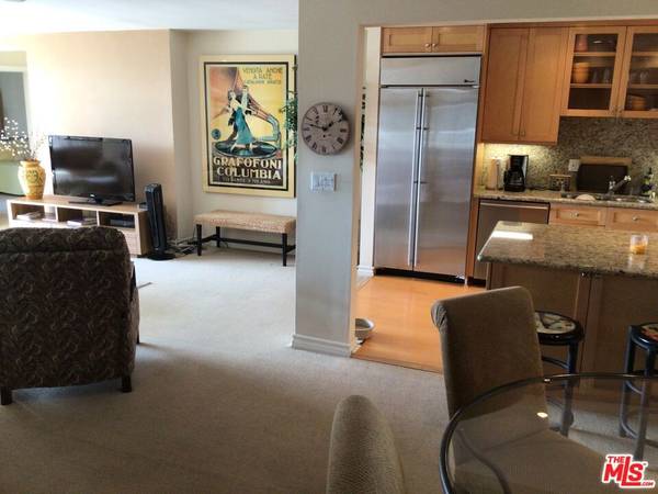 Santa Monica, CA 90403,415 Montana AVE #306