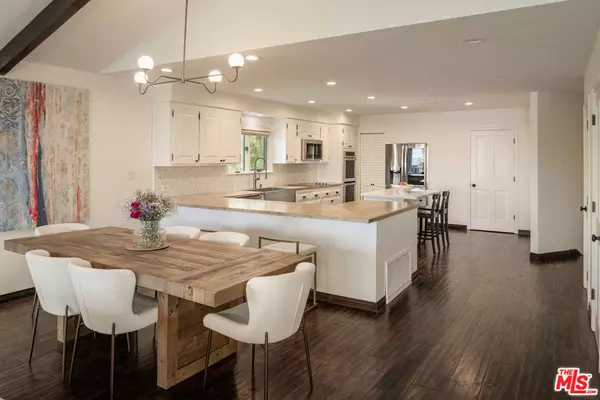 Woodland Hills, CA 91364,4713 N Bedel ST