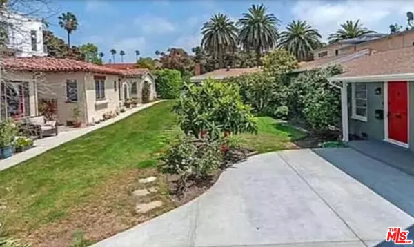 852 11th St #B, Santa Monica, CA 90403