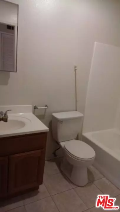 Los Angeles, CA 90004,411 N Kenmore AVE #6