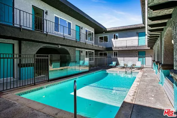 6640 Woodley AVE #101, Van Nuys, CA 91406