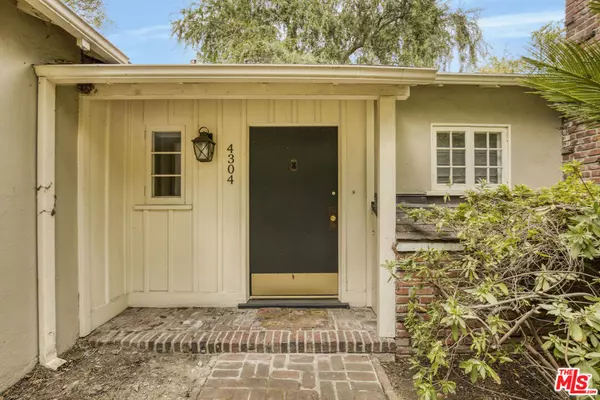 La Canada Flintridge, CA 91011,4304 Chevy Chase DR