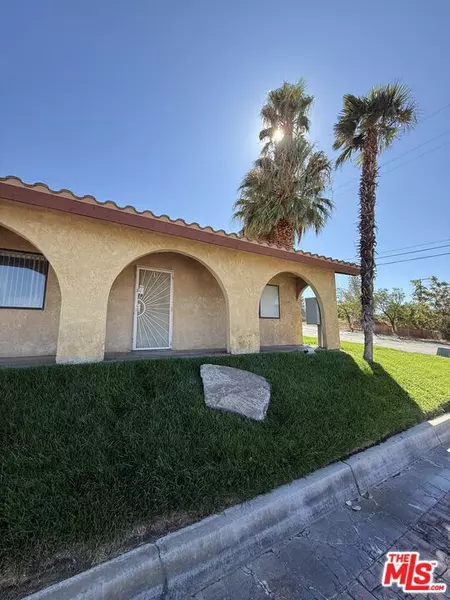 4843 Columbia WAY #1, Lancaster, CA 93536