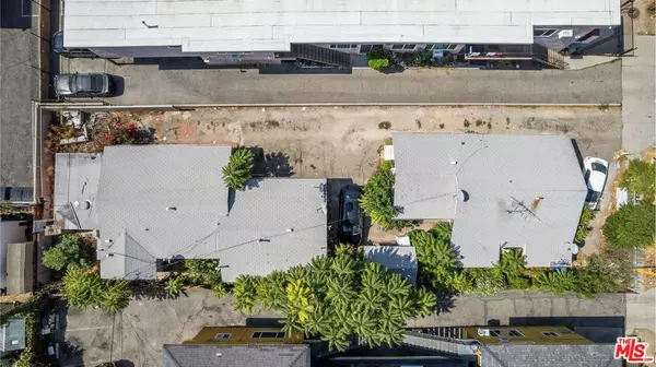 North Hollywood, CA 91605,12012 Hart ST