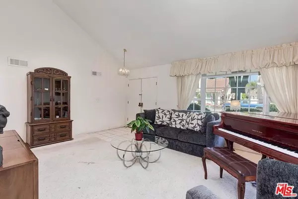 Newbury Park, CA 91320,3772 Calle Posadas