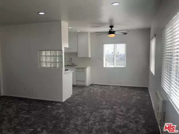 Santa Monica, CA 90405,744 Pier AVE #4