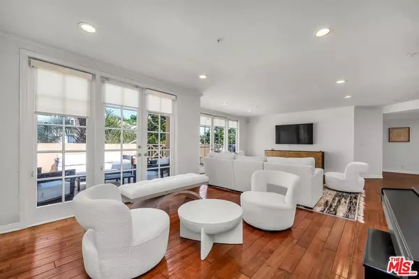 Los Angeles, CA 90024,10555 ASHTON AVE #201