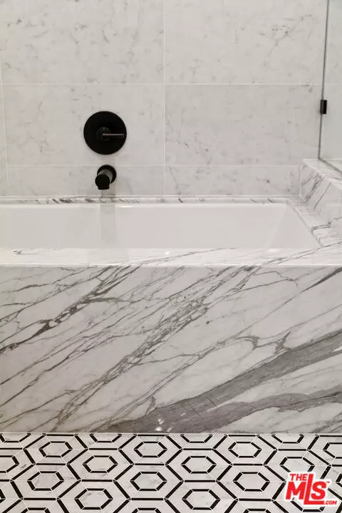 Beverly Hills, CA 90212,153 S Palm DR #PH