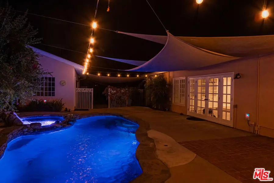 8510 Capistrano AVE, West Hills, CA 91304