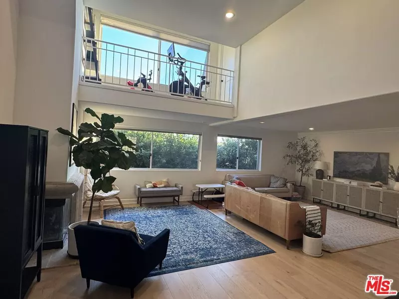 390 S Sepulveda BLVD #409, Los Angeles, CA 90049