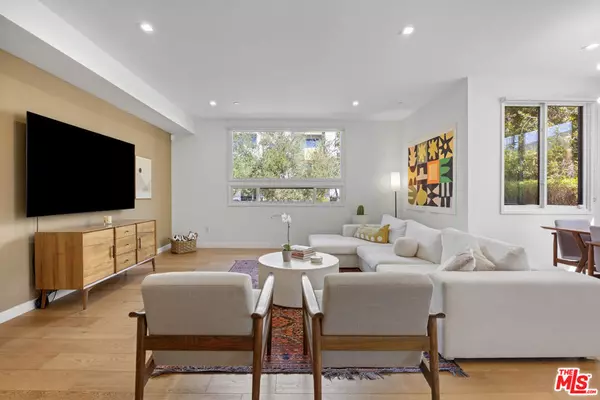 Glendale, CA 91204,532 W Elk AVE #2