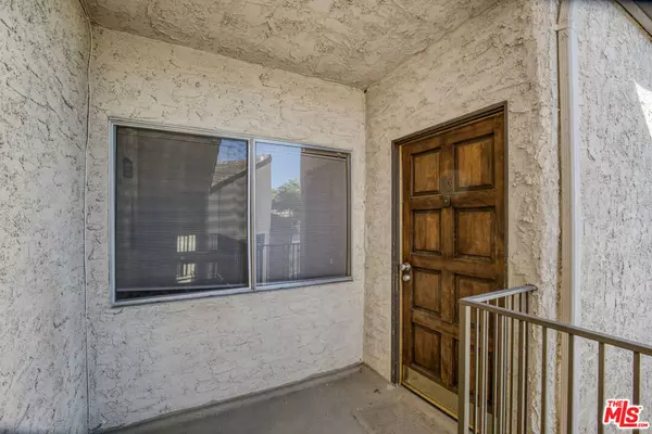 Calabasas, CA 91302,23401 Park Sorrento #30