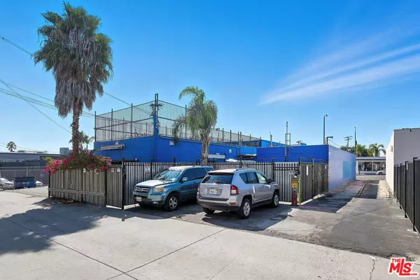 Inglewood, CA 90302,1692 Centinela AVE #A