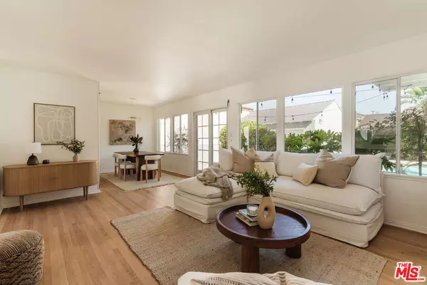 Burbank, CA 91504,736 Irving DR