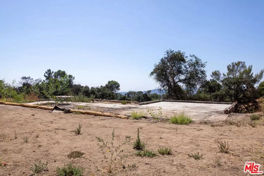 Altadena, CA 91001,3635 Skylane DR