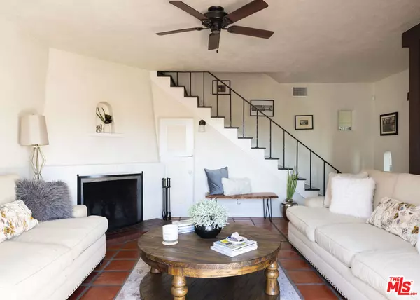 2041 Glencoe WAY, Los Angeles, CA 90068