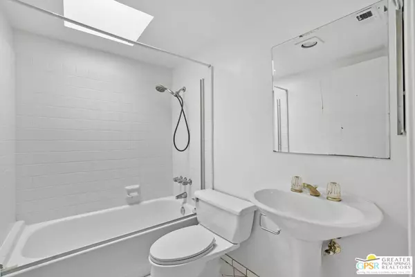 Palm Desert, CA 92260,74192 Santa Rosa CIR