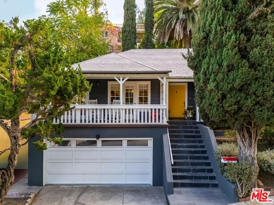 Los Angeles, CA 90068,5912 Canyon