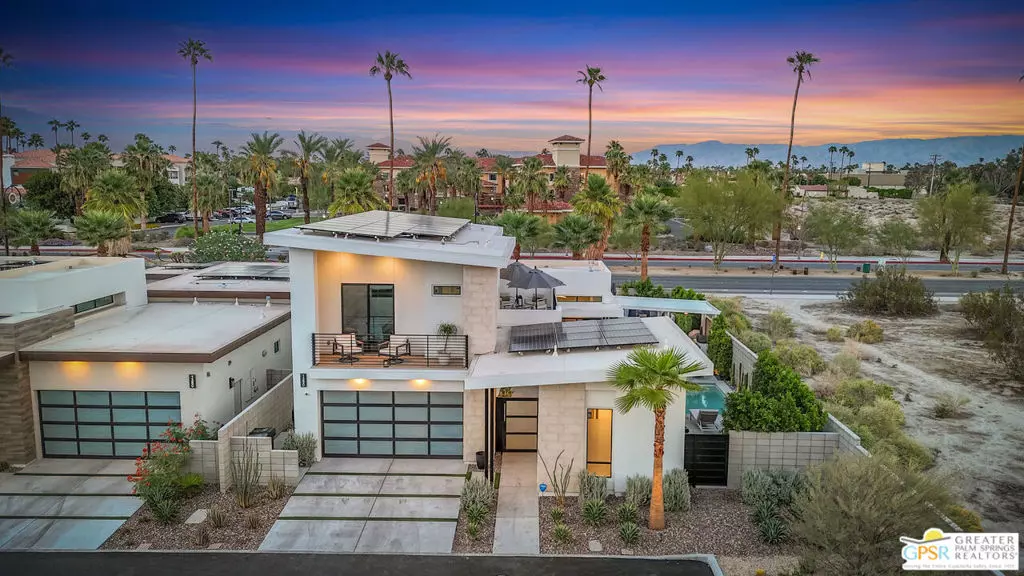 1390 Woodward WAY, Palm Springs, CA 92262