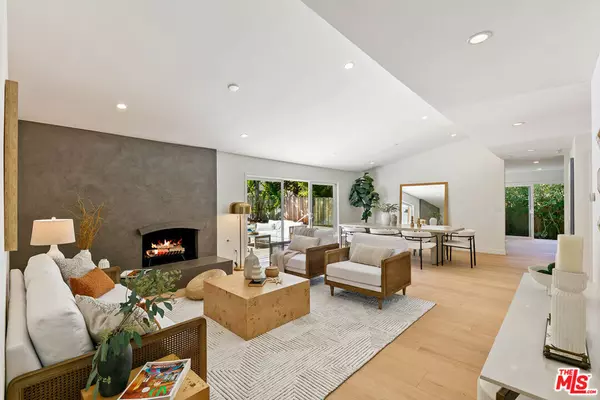 3633 Eddingham AVE, Calabasas, CA 91302