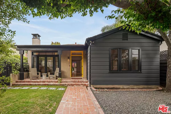 West Hollywood, CA 90048,381 Huntley DR