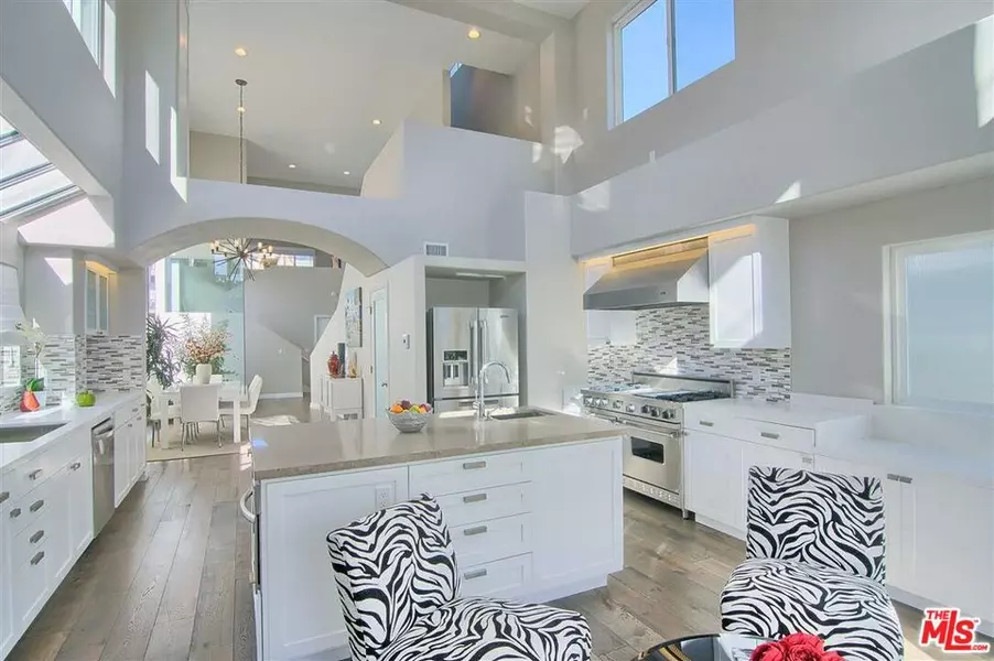 2906 2ND ST, Santa Monica, CA 90405