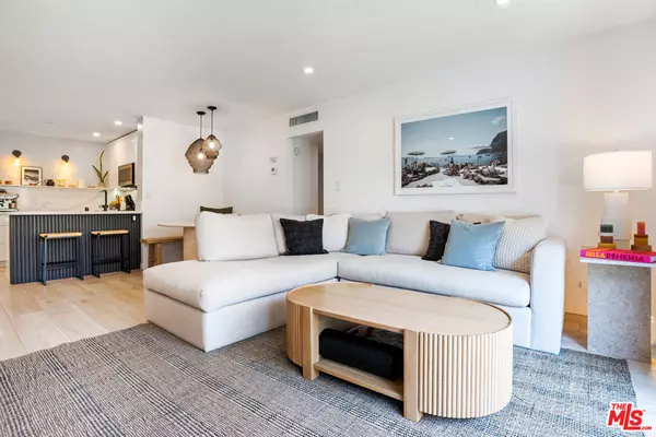 11750 W Sunset BLVD #407, Los Angeles, CA 90049