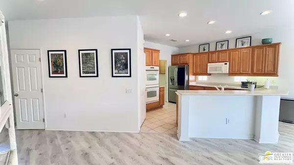 Palm Desert, CA 92211,78703 Stansbury CT