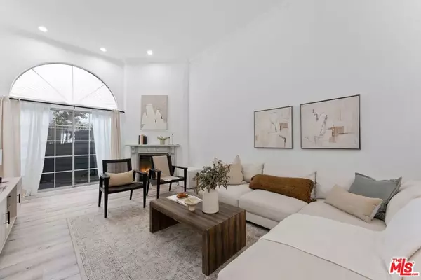 1830 Stoner AVE #4, Los Angeles, CA 90025