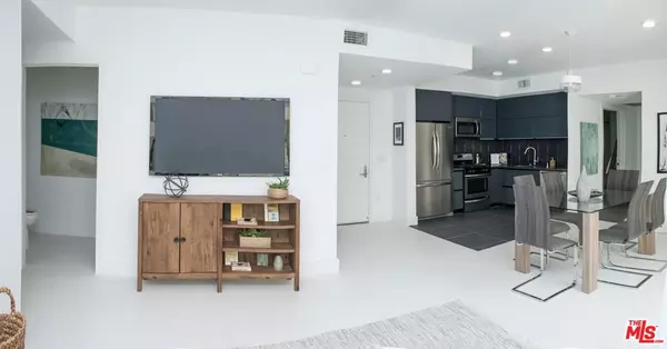 Los Angeles, CA 90048,415 S LE DOUX RD #301