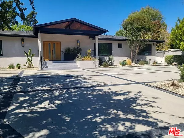 17227 Benner PL, Encino, CA 91316