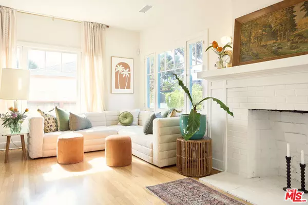 Venice, CA 90291,818 Palms BLVD