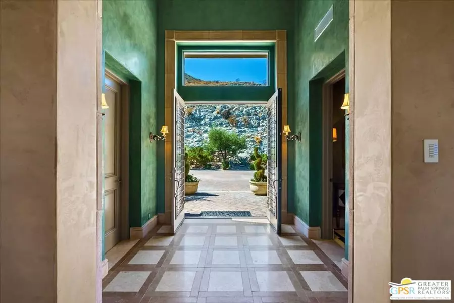 2 Nebulae WAY, Rancho Mirage, CA 92270