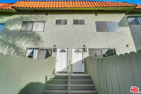 Redondo Beach, CA 90278,1832 Rockefeller LN #9