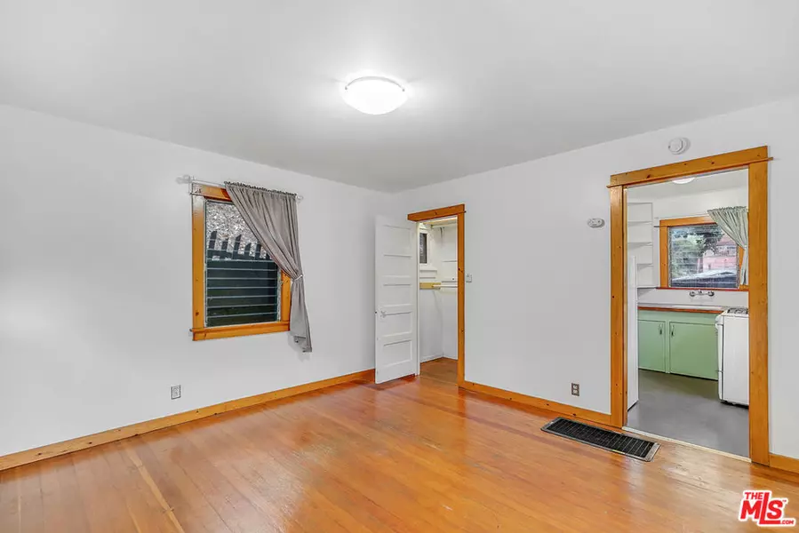2540 1/2 Glen Green ST #2540, Los Angeles, CA 90068