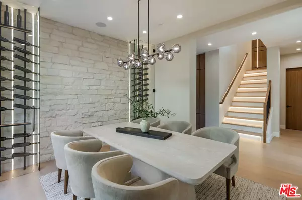 Sherman Oaks, CA 91423,4140 Sunnyslope AVE