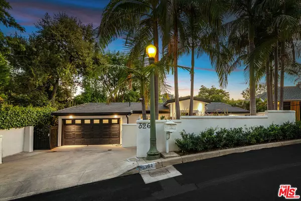 Los Angeles, CA 90068,3261 N Knoll DR