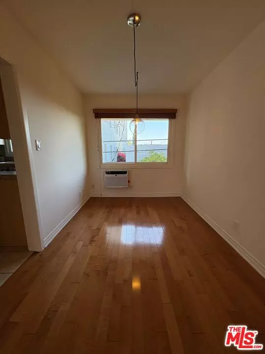 West Hollywood, CA 90046,1217 N Crescent Heights BLVD #D