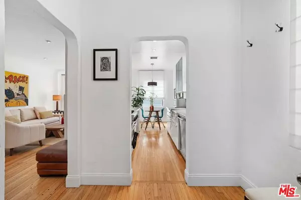 West Hollywood, CA 90046,1345 N Hayworth AVE #206