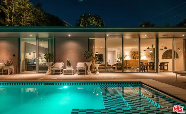 9210 Cordell DR, Los Angeles, CA 90069