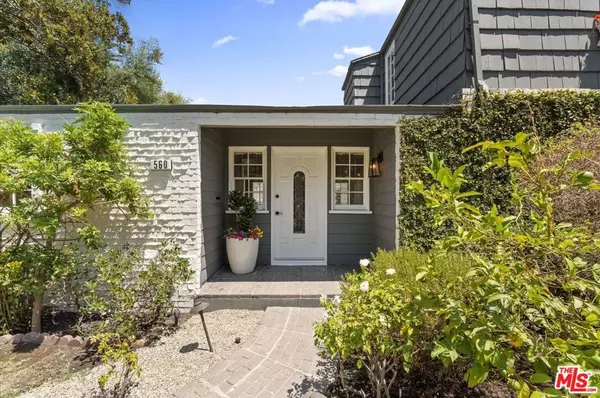 West Hollywood, CA 90048,560 N Croft AVE