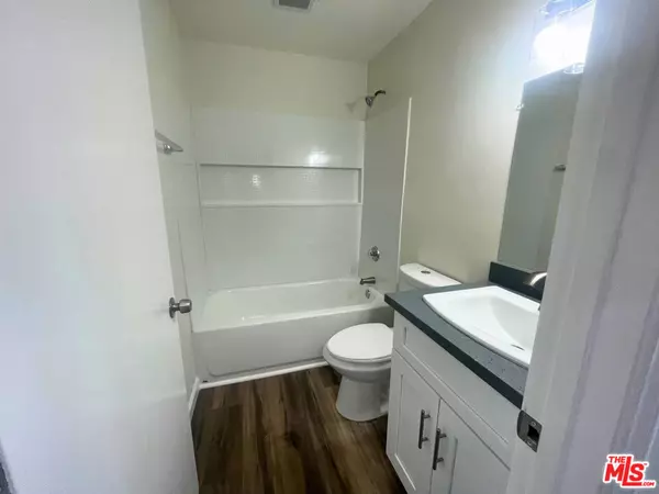 Baldwin Park, CA 91706,3160 Vineland AVE #3