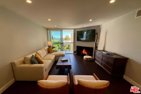 8530 Holloway DR #318, West Hollywood, CA 90069