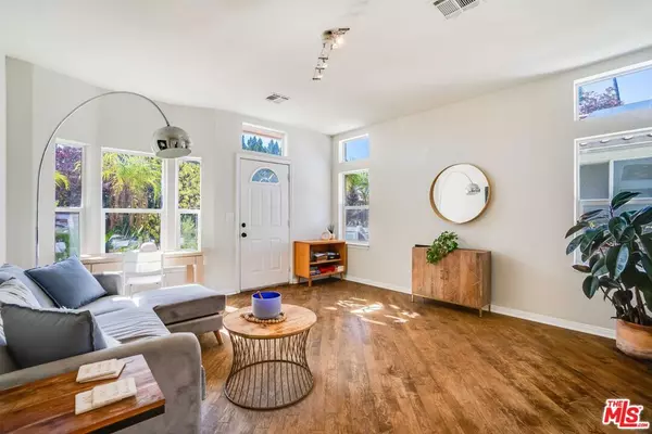 Topanga, CA 90290,121 Navajo LN