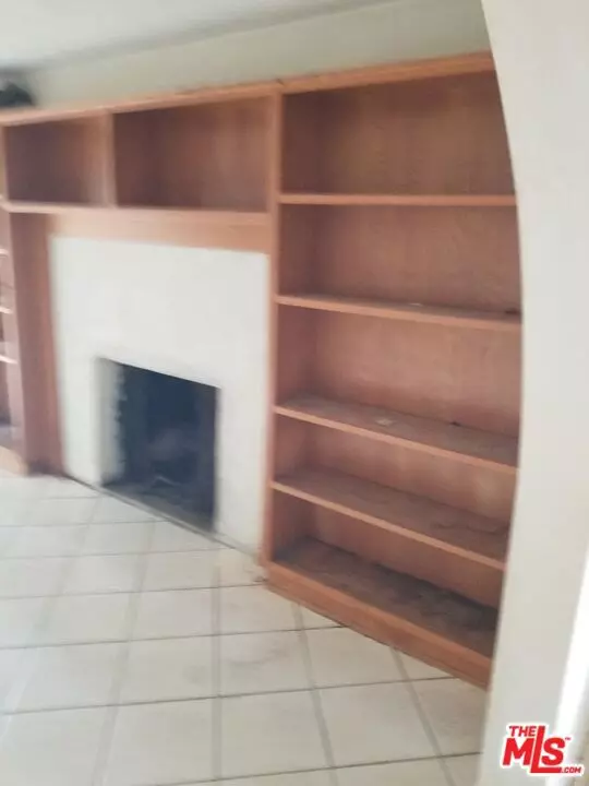 North Hollywood, CA 91606,12422 Sylvan ST