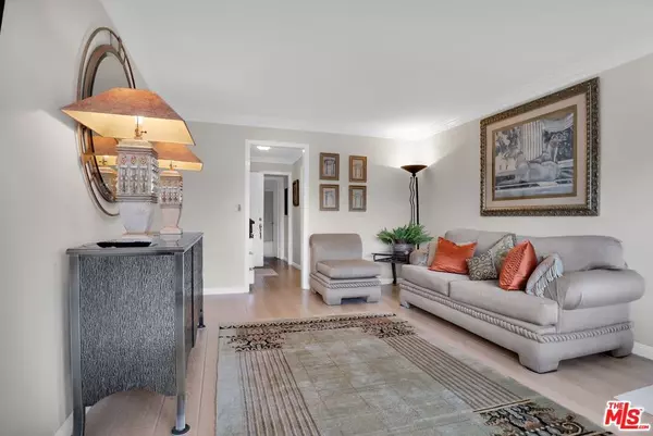 Santa Monica, CA 90404,2308 Schader DR #202