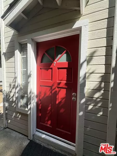 741 Venice WAY #7, Inglewood, CA 90302